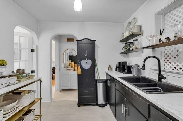 2562 ASHTON ROAD, Sarasota, FL 34231