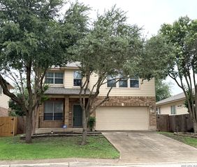 11802 LEMONMINT PKWY, San Antonio, TX 78245