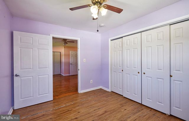 103 ERIE AVE, Barrington, NJ 08007