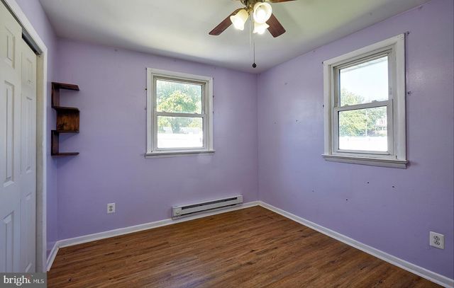 103 ERIE AVE, Barrington, NJ 08007
