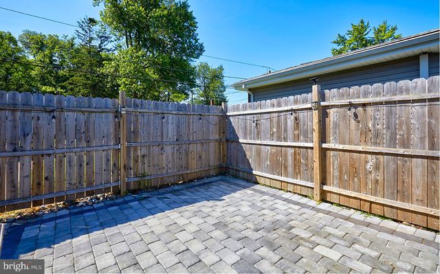 103 ERIE AVE, Barrington, NJ 08007