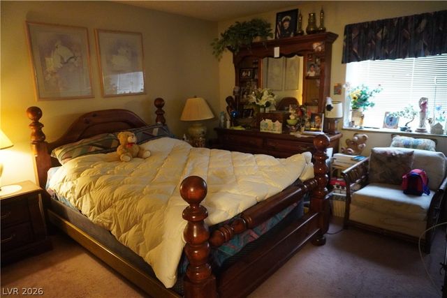 738 Loganrun Lane, Las Vegas, NV 89110