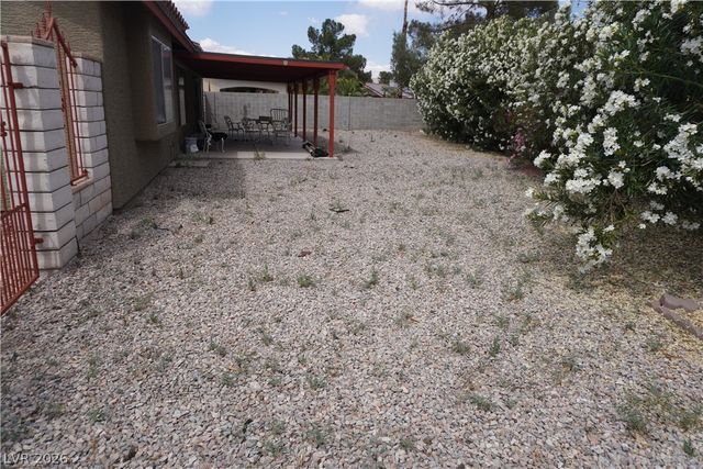 738 Loganrun Lane, Las Vegas, NV 89110