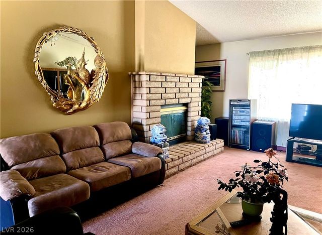738 Loganrun Lane, Las Vegas, NV 89110