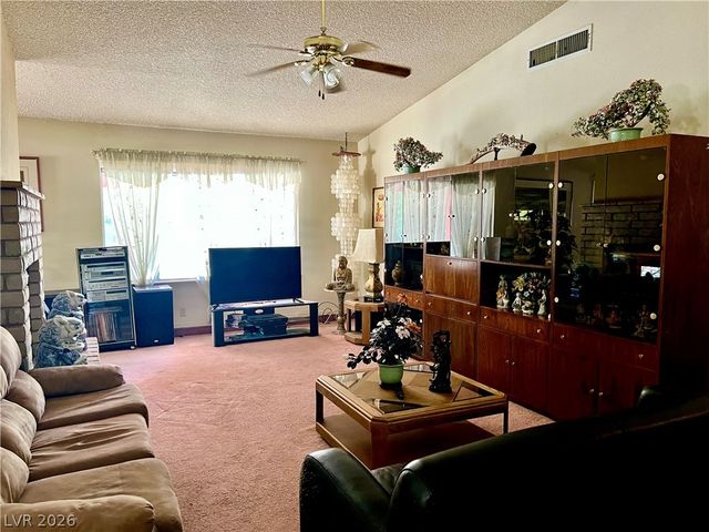 738 Loganrun Lane, Las Vegas, NV 89110