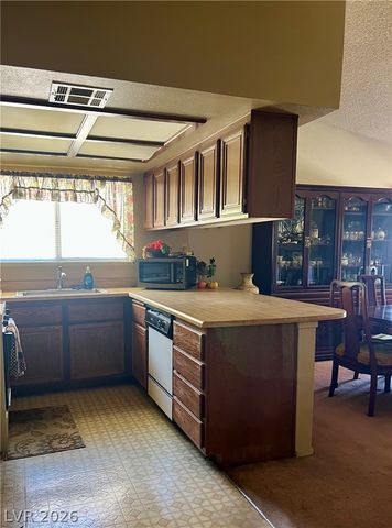 738 Loganrun Lane, Las Vegas, NV 89110