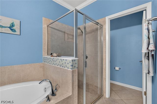 3652 Treasure Cove CIR, Naples, FL 34114