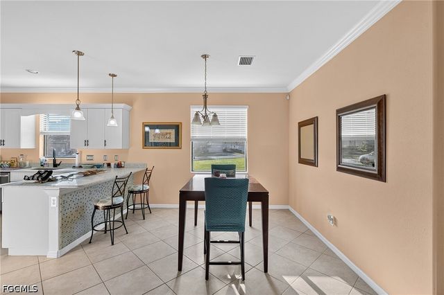 3652 Treasure Cove CIR, Naples, FL 34114