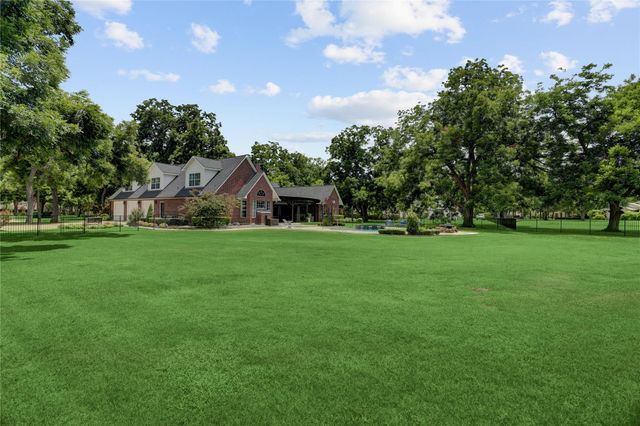 2531 Churchills Ferry Crossing, Richmond, TX 77406