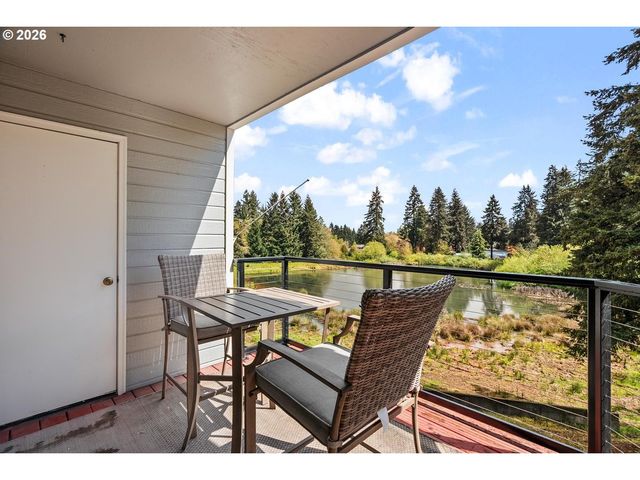 1840 REES HILL Rd 21, Salem, OR 97306