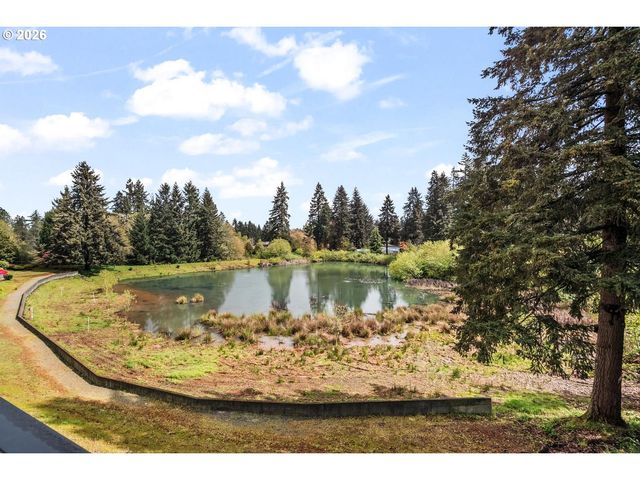 1840 REES HILL Rd 21, Salem, OR 97306