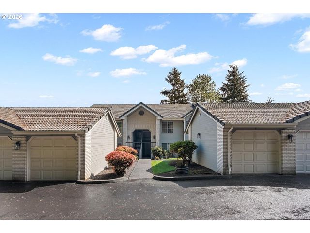 1840 REES HILL Rd 21, Salem, OR 97306