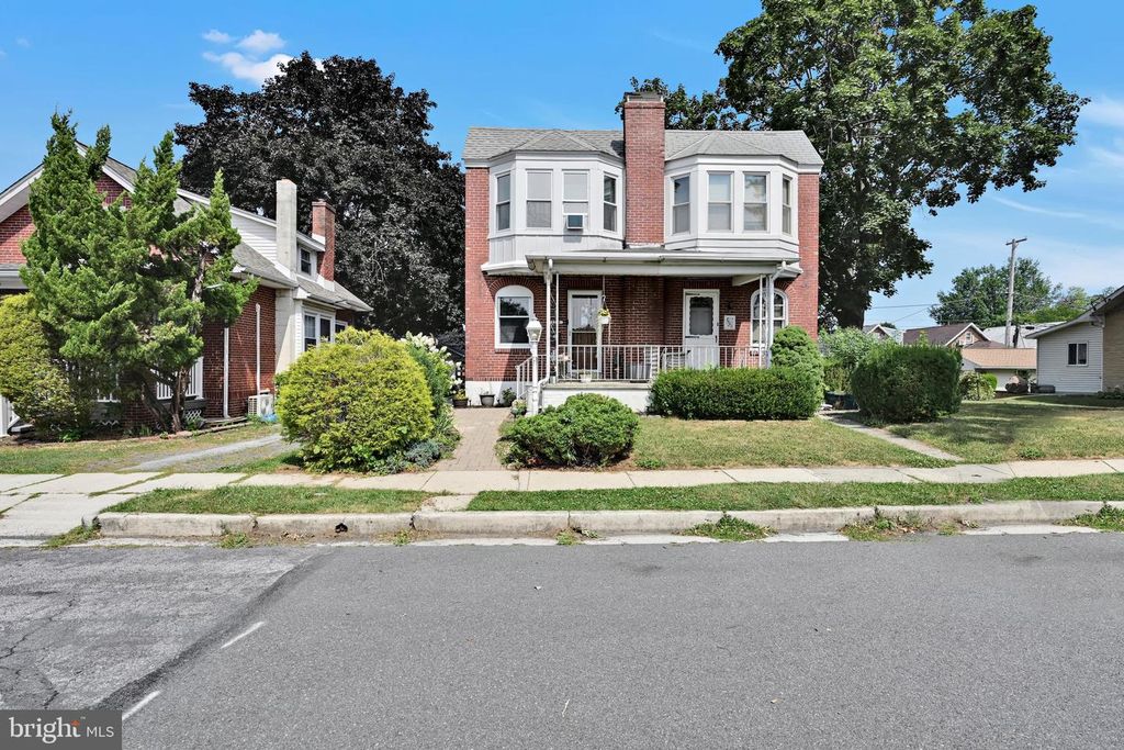 1380 KENHORST BLVD, Reading, PA 19607