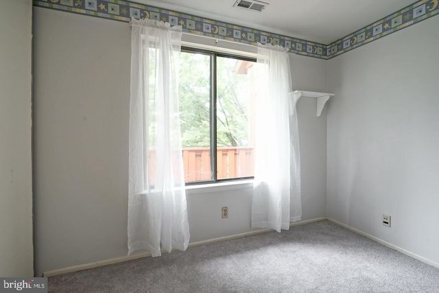 2719-B SUSSEX CT, Mount Laurel, NJ 08054