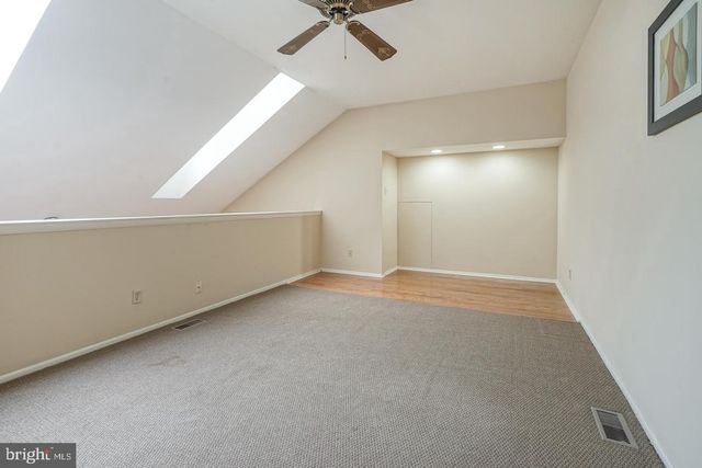 2719-B SUSSEX CT, Mount Laurel, NJ 08054