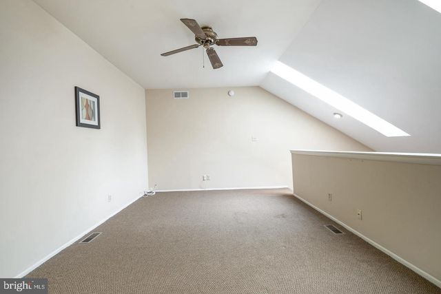 2719-B SUSSEX CT, Mount Laurel, NJ 08054
