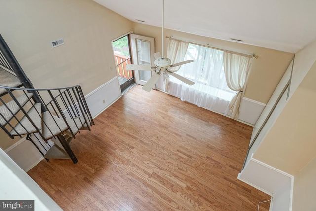 2719-B SUSSEX CT, Mount Laurel, NJ 08054