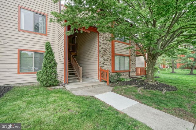 2719-B SUSSEX CT, Mount Laurel, NJ 08054