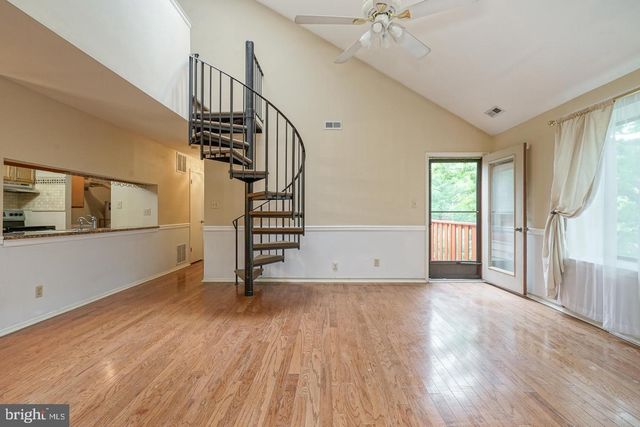 2719-B SUSSEX CT, Mount Laurel, NJ 08054