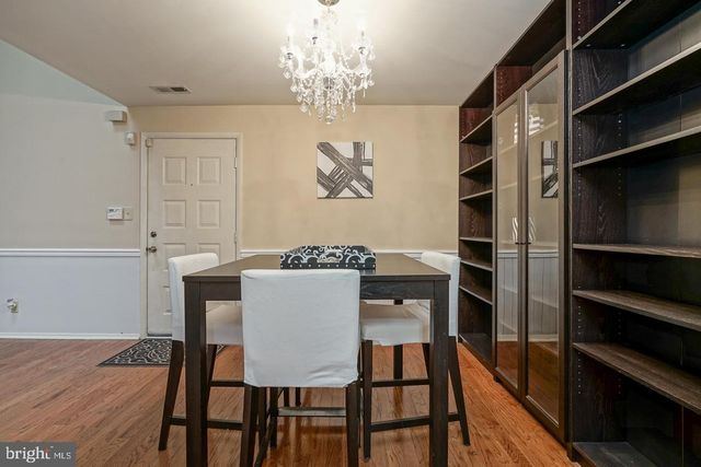 2719-B SUSSEX CT, Mount Laurel, NJ 08054