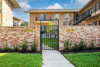 11218 Park Central Place B, Dallas, TX 75230