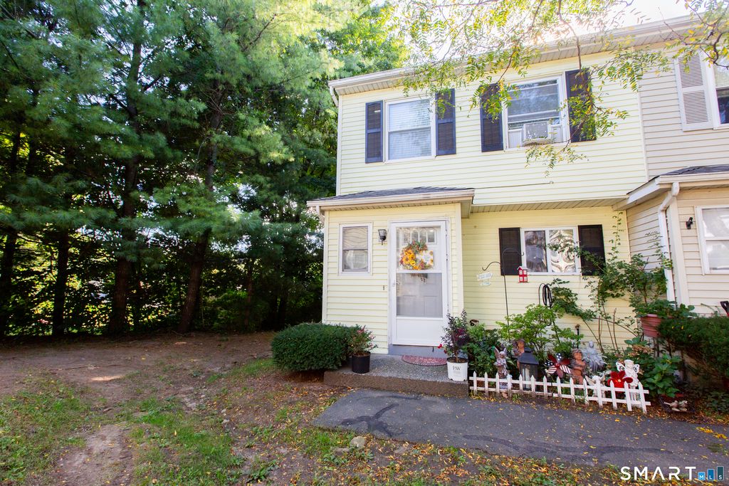 25 Padanaram Road 23, Danbury, CT 06811