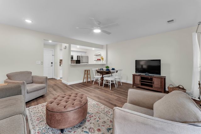 264 Turnberry Drive 2, Branson, MO 65616