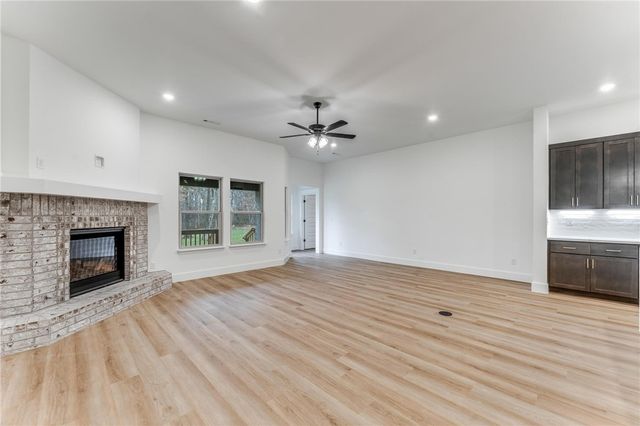 15324 S Bethel Heights Road, Gentry, AR 72734