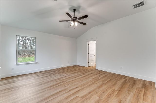 15324 S Bethel Heights Road, Gentry, AR 72734