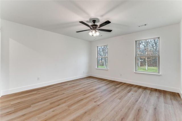 15324 S Bethel Heights Road, Gentry, AR 72734