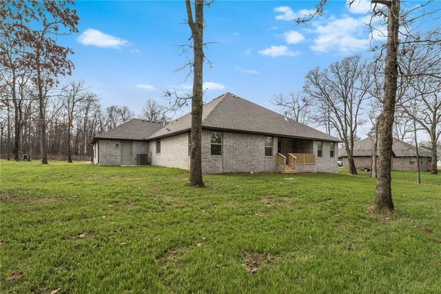 15324 S Bethel Heights Road, Gentry, AR 72734
