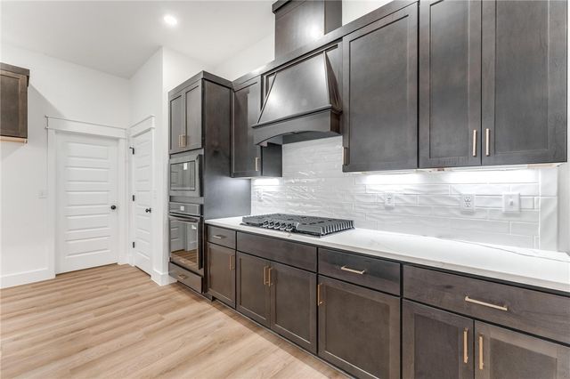 15324 S Bethel Heights Road, Gentry, AR 72734