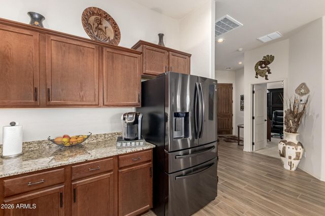 6202 E MCKELLIPS Road 277, Mesa, AZ 85215