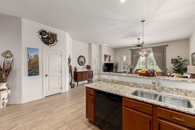 6202 E MCKELLIPS Road 277, Mesa, AZ 85215