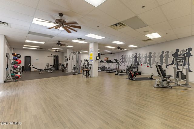 6202 E MCKELLIPS Road 277, Mesa, AZ 85215