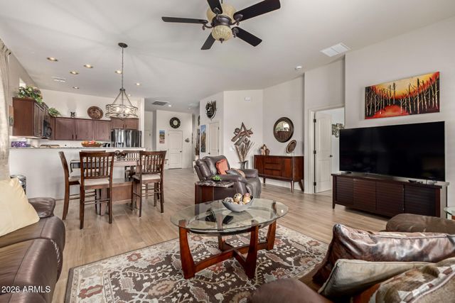 6202 E MCKELLIPS Road 277, Mesa, AZ 85215