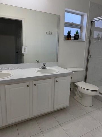 5142 Palmbrooke Cir 5142, West Palm Beach, FL 33417