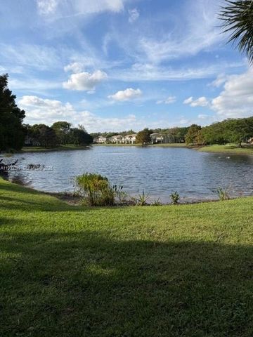 5142 Palmbrooke Cir 5142, West Palm Beach, FL 33417