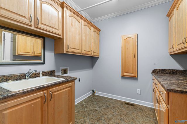 602 Morning Glory Drive SW, Hartselle, AL 35640