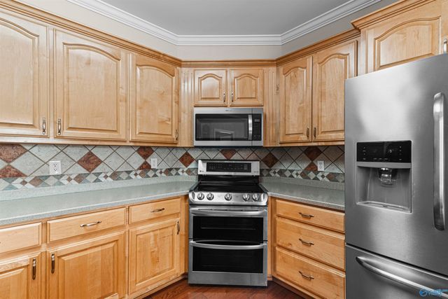 602 Morning Glory Drive SW, Hartselle, AL 35640