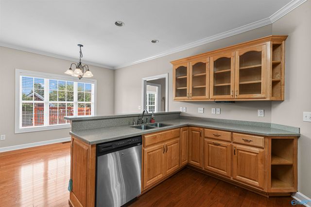 602 Morning Glory Drive SW, Hartselle, AL 35640
