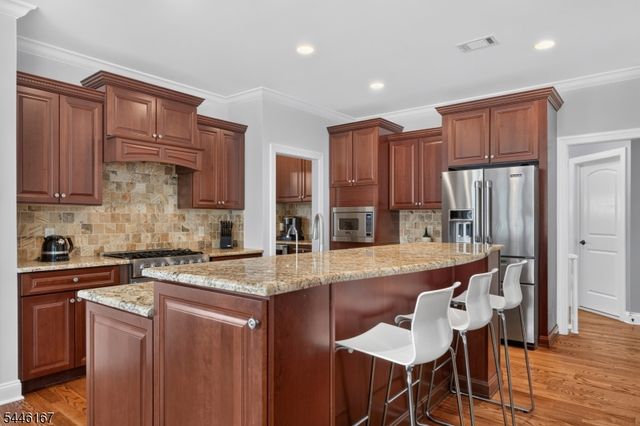 42 Evergreen Ave, Springfield Twp., NJ 07081