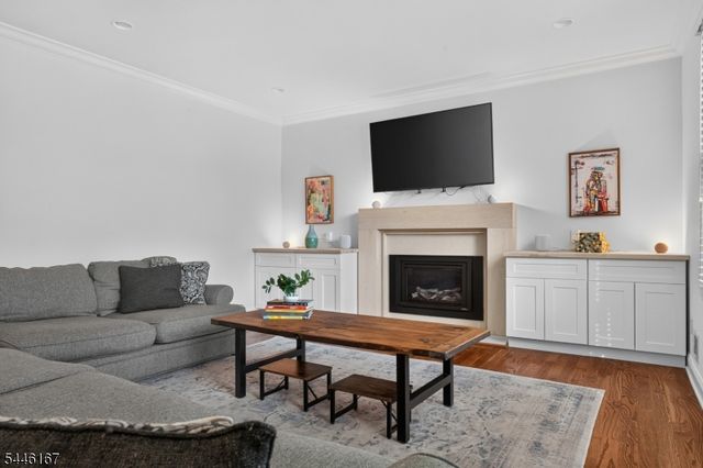 42 Evergreen Ave, Springfield Twp., NJ 07081