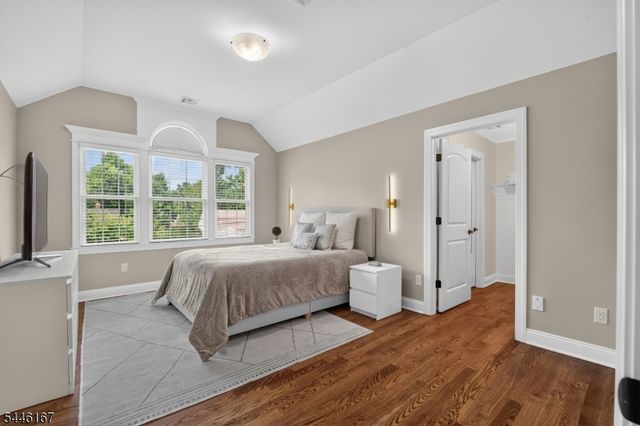 42 Evergreen Ave, Springfield Twp., NJ 07081