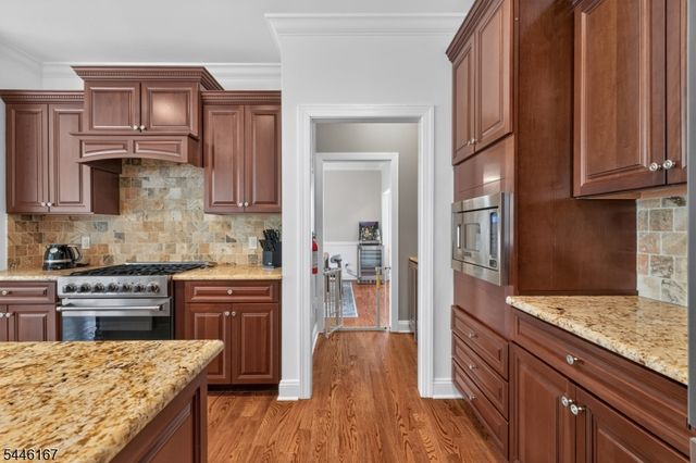 42 Evergreen Ave, Springfield Twp., NJ 07081