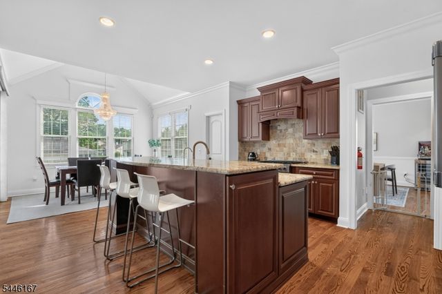42 Evergreen Ave, Springfield Twp., NJ 07081