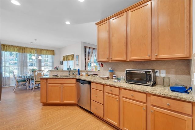 205 Creekside Way, Easley, SC 29642