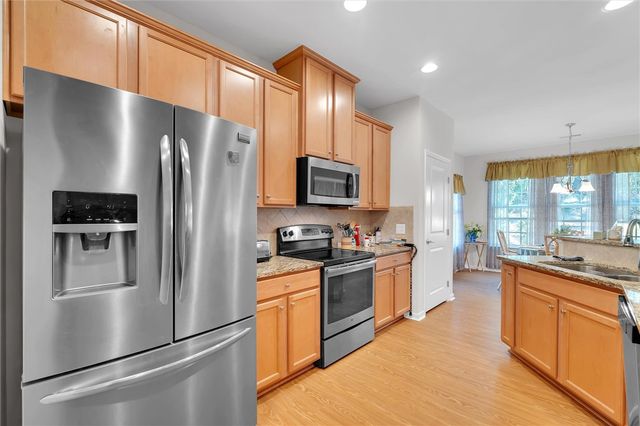 205 Creekside Way, Easley, SC 29642