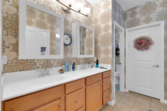 205 Creekside Way, Easley, SC 29642