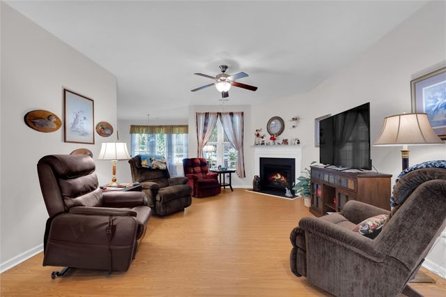 205 Creekside Way, Easley, SC 29642